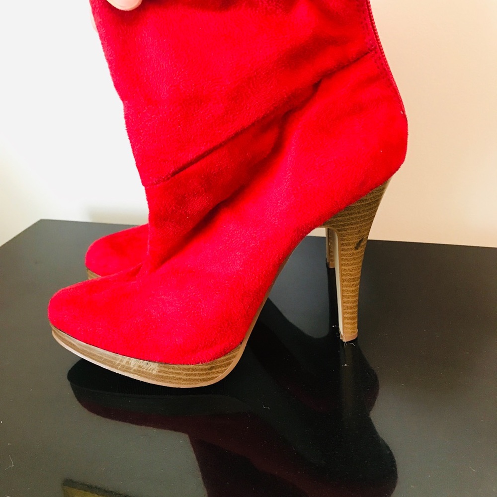 Top Moda Red Suede Booties - Picture 2 of 4